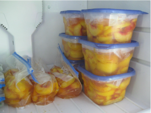 How to Freeze Peaches